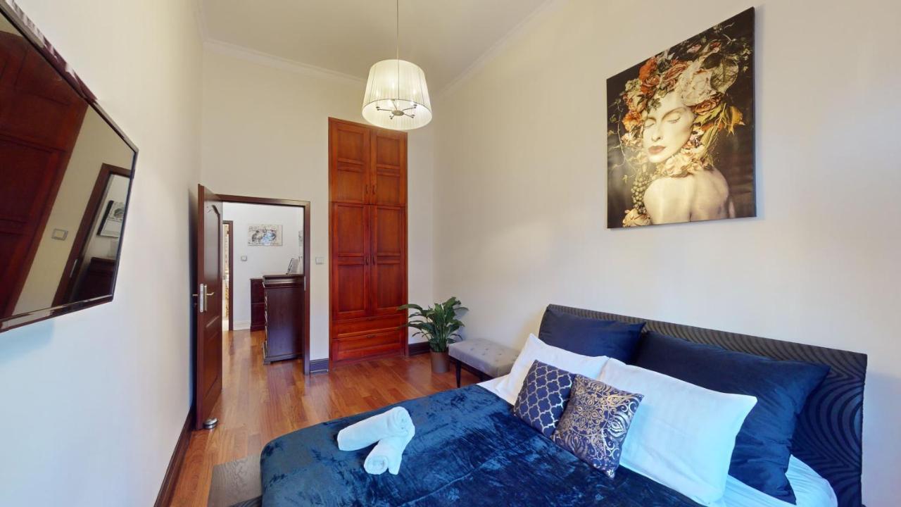 Rynek Market Square Wroclove Tectum Apartments Z Widokiem Na Rynek วรอตซวาฟ ภายนอก รูปภาพ